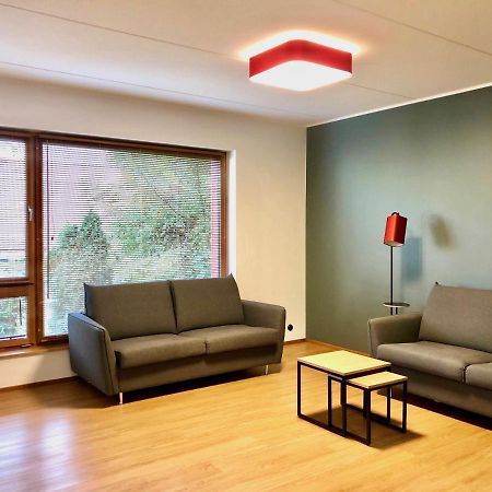 Self-Check-In Spacious 1 Bedroom Apartment With Free Parking Tallinn Bagian luar foto