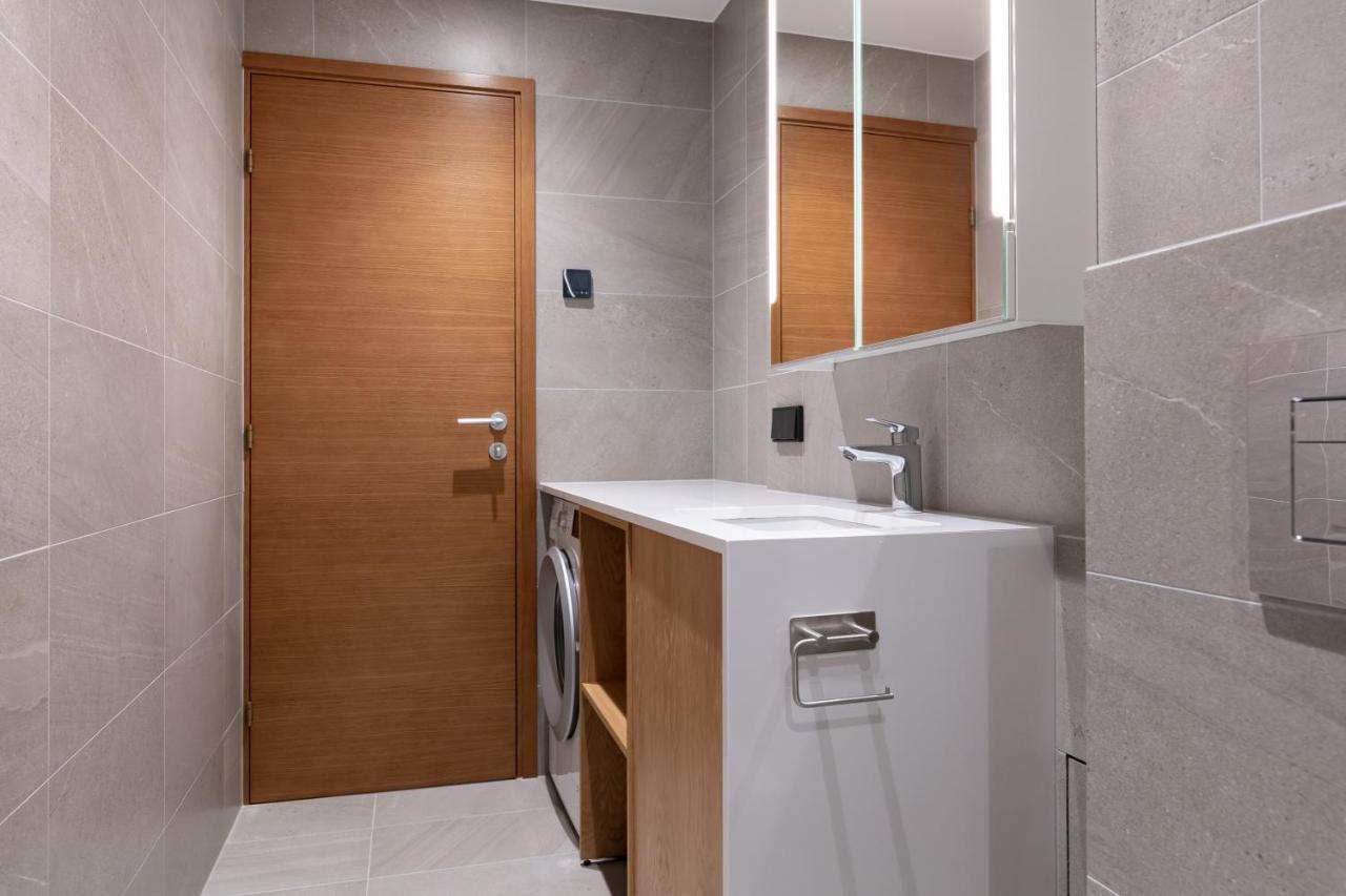 Self-Check-In Spacious 1 Bedroom Apartment With Free Parking Tallinn Bagian luar foto