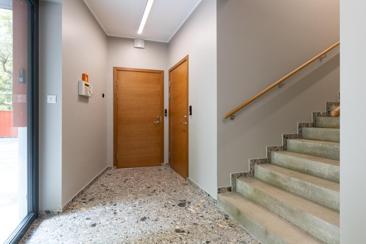 Self-Check-In Spacious 1 Bedroom Apartment With Free Parking Tallinn Bagian luar foto